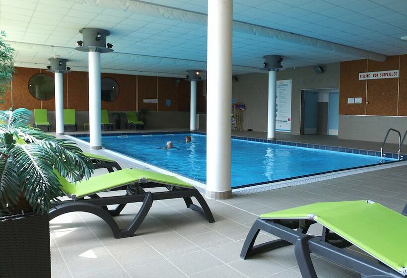 בית מלון כפרי Vvf Hauteloire Les Estables