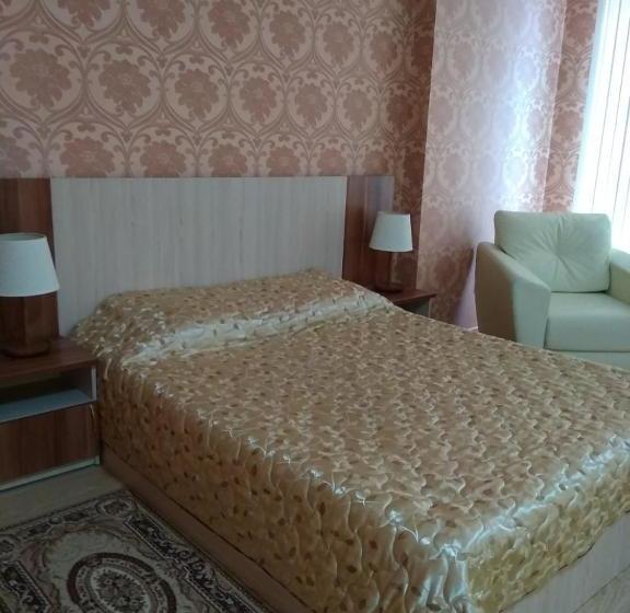 בית מלון כפרי Kagau On Prospect Stroiteley