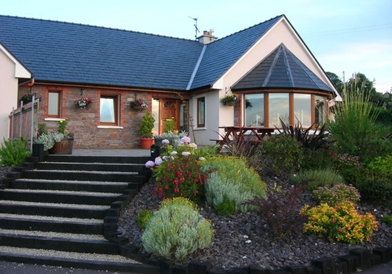 Lurraga House Bed & Breakfast