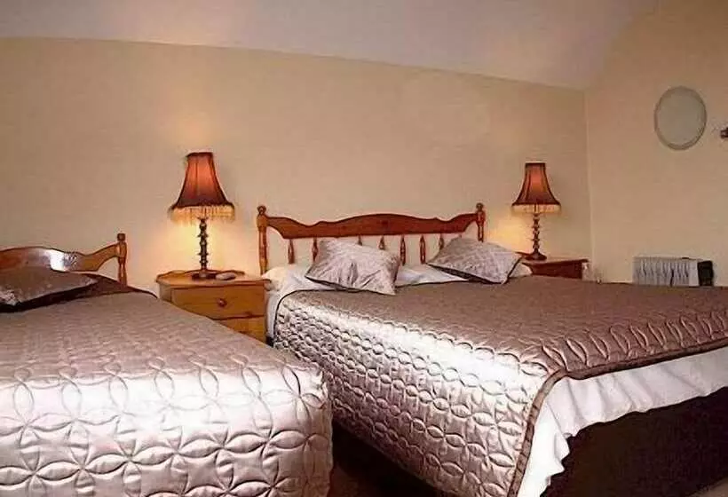 Old Orchard Lodge Bed And Breakfast