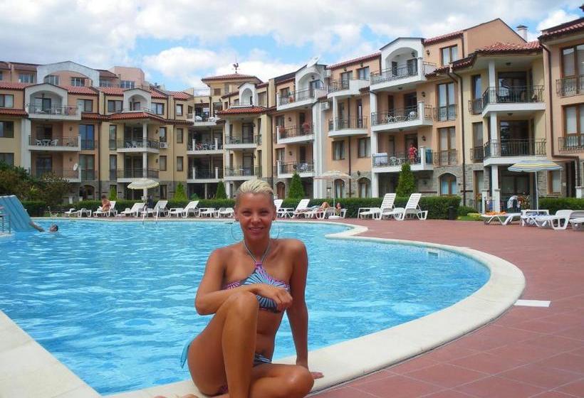 ホテル Arcadia Apart Complex