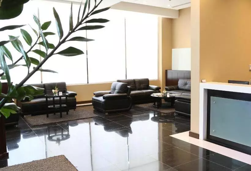 هتل Belle Tower Apartments