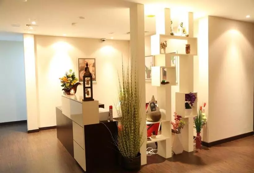 هتل Belle Tower Apartments