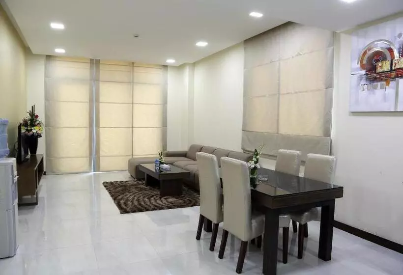 هتل Belle Tower Apartments