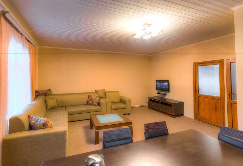 هتل Chateau Qusar