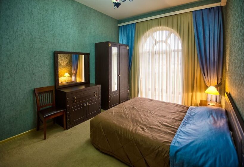 هتل Chateau Qusar