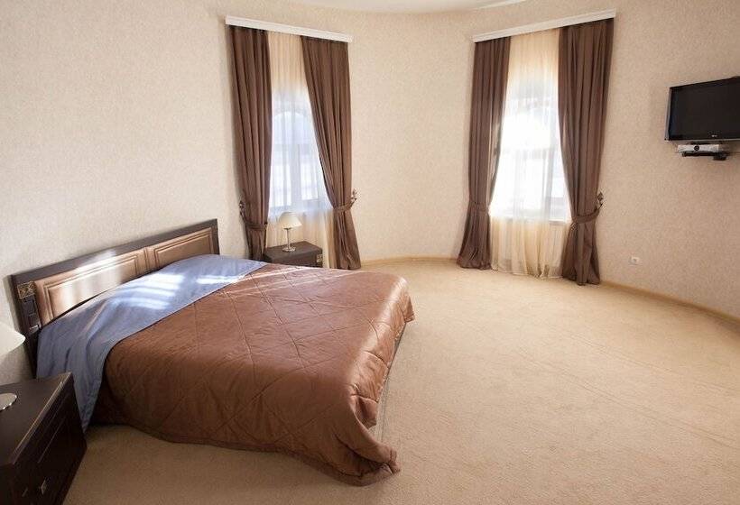 هتل Chateau Qusar