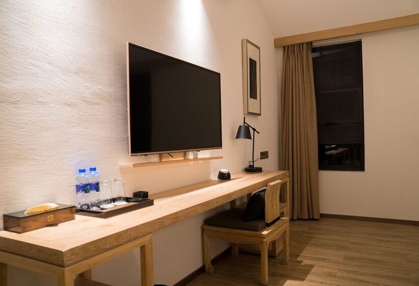 호텔 Dali Lridescent Clouds