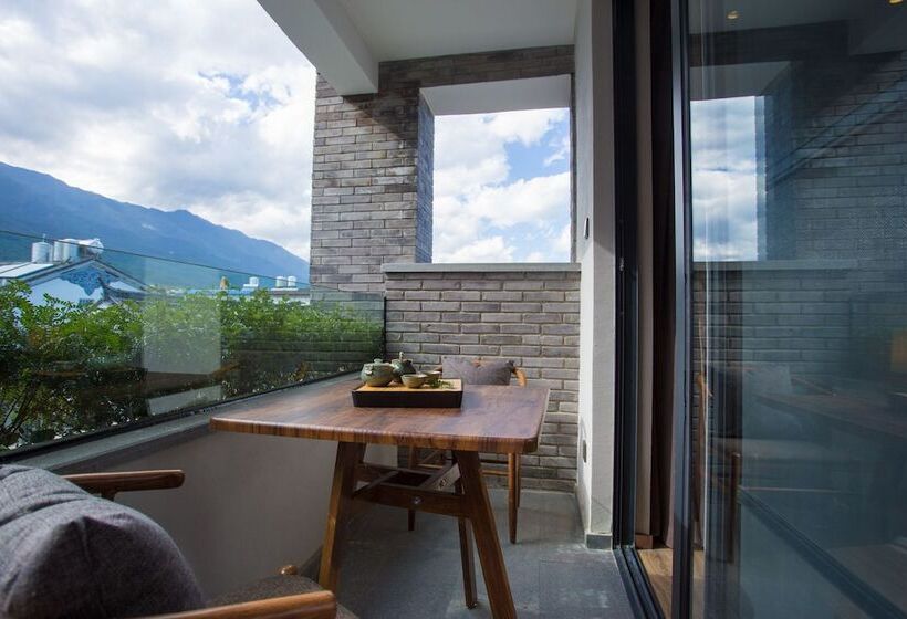 호텔 Dali Lridescent Clouds