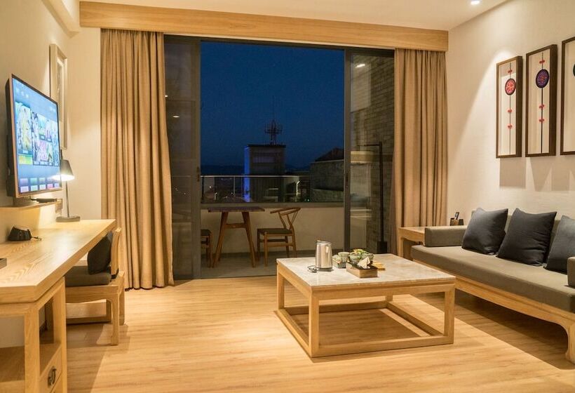 호텔 Dali Lridescent Clouds