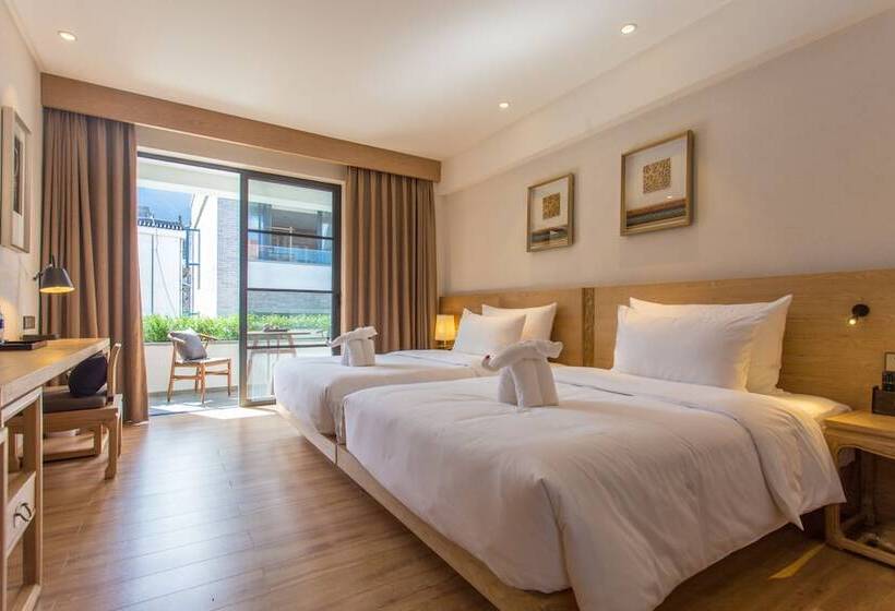 호텔 Dali Lridescent Clouds