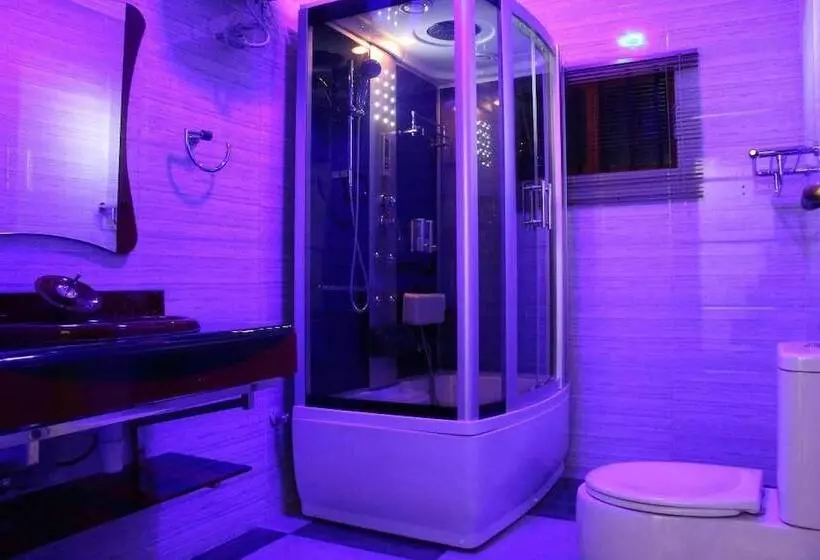 هتل E Suite