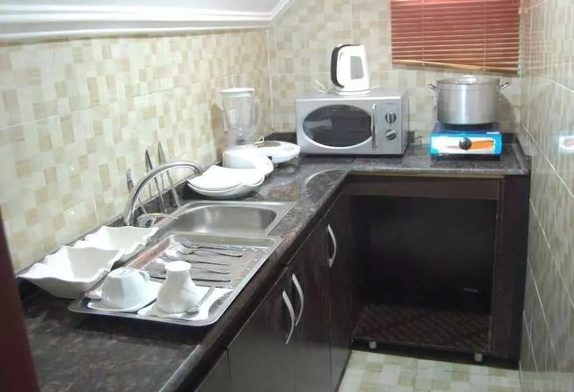 هتل E Suite