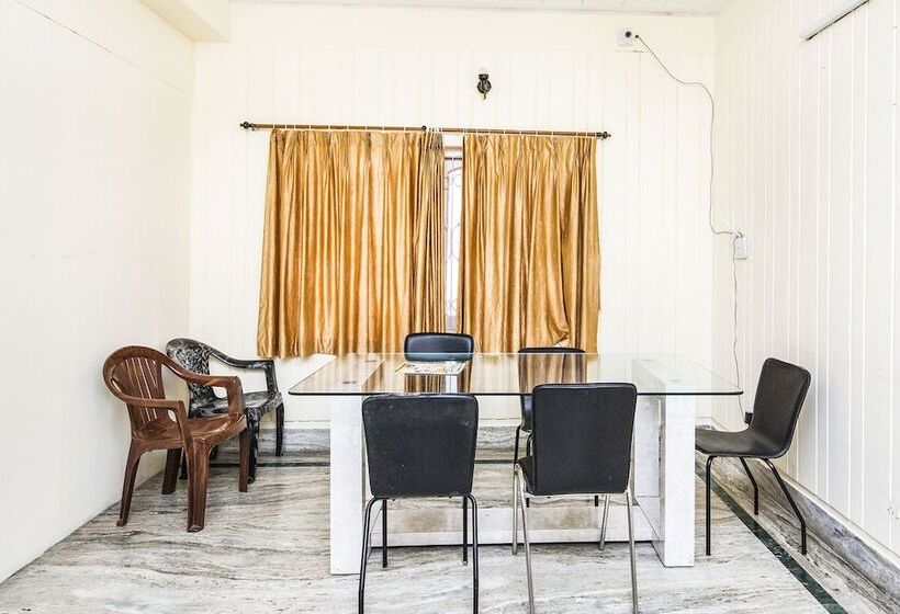 هتل Fabexpress Astoria House