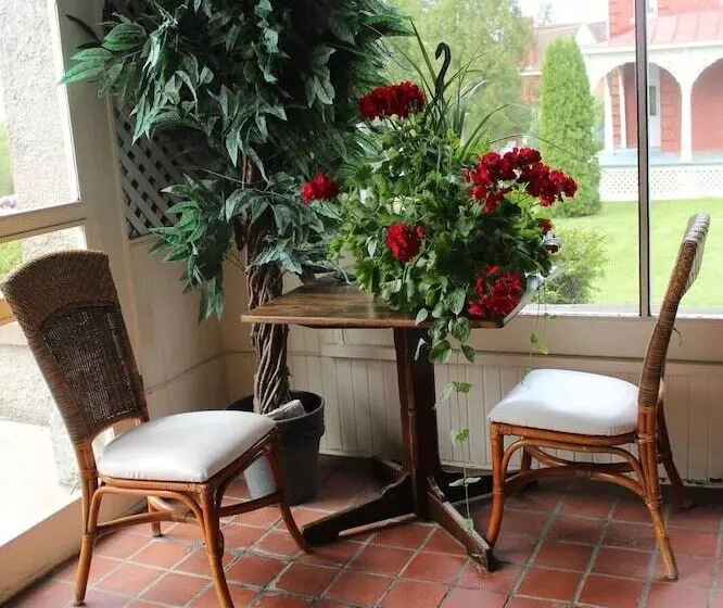 Hotelli Grey Gables Inn