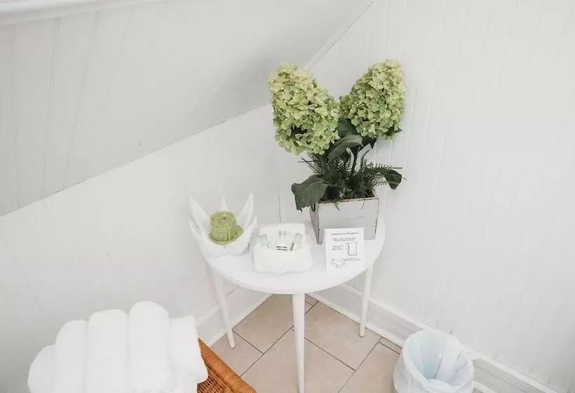 Hotelli Grey Gables Inn