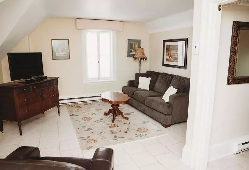 Hotelli Grey Gables Inn