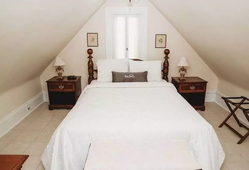 Hotelli Grey Gables Inn