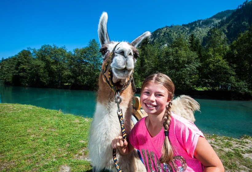 Отель Living Schönwies