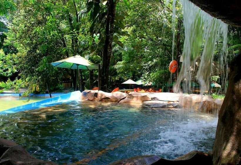 Отель Parque Dos Igarapés