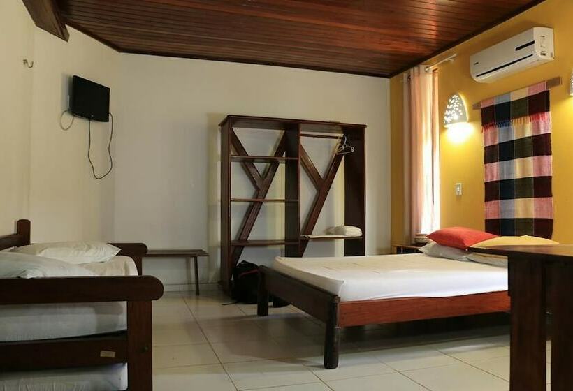 Отель Parque Dos Igarapés