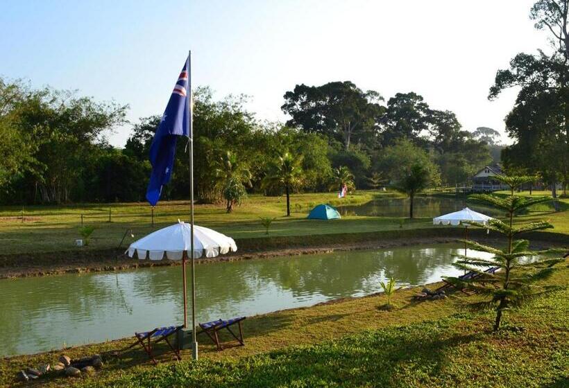 בית מלון כפרי Phuket Campground