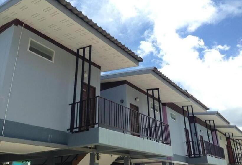 Отель Satun Boutique Resort