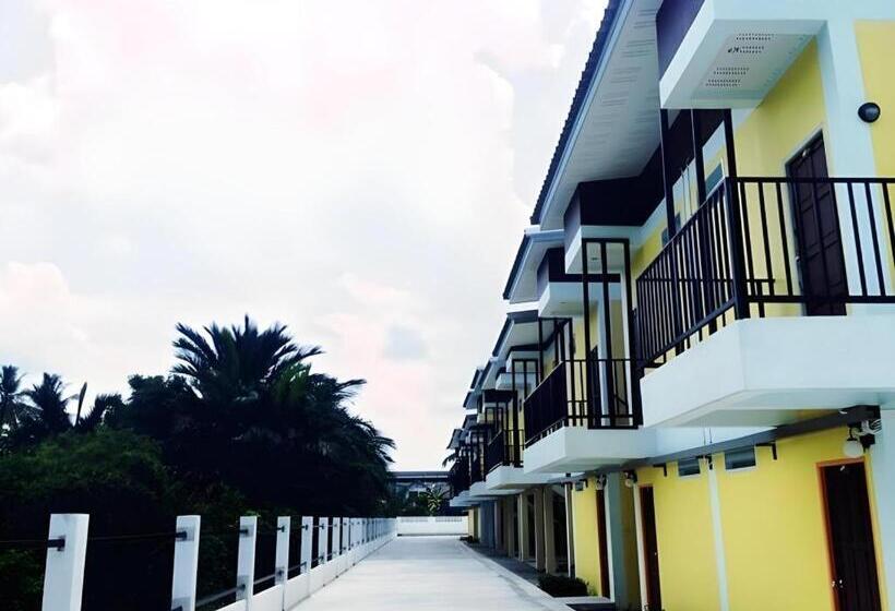 Отель Satun Boutique Resort