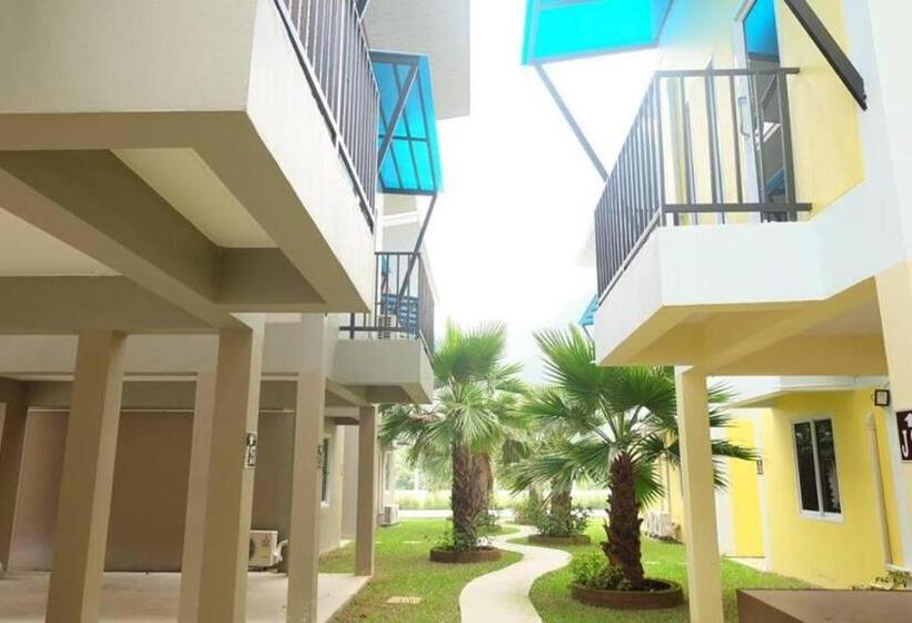 Отель Satun Boutique Resort