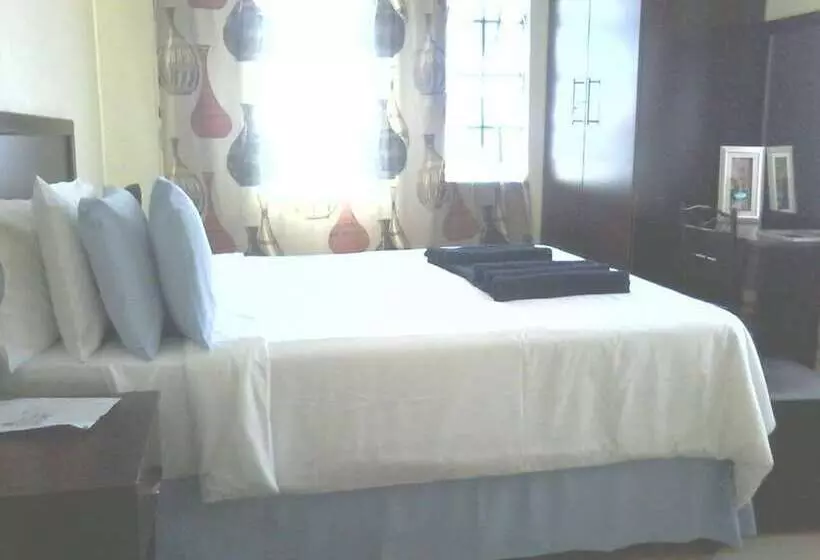 هتل Sharon Avenue Guesthouse