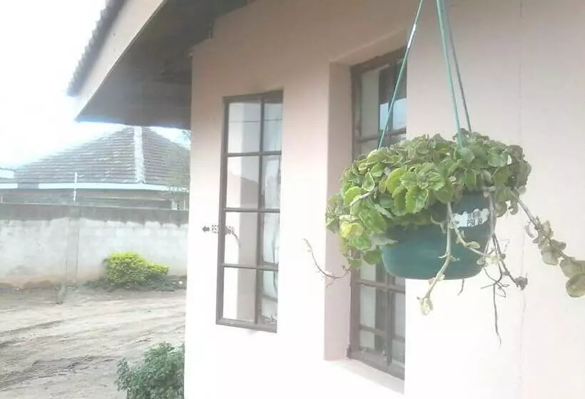 هتل Sharon Avenue Guesthouse