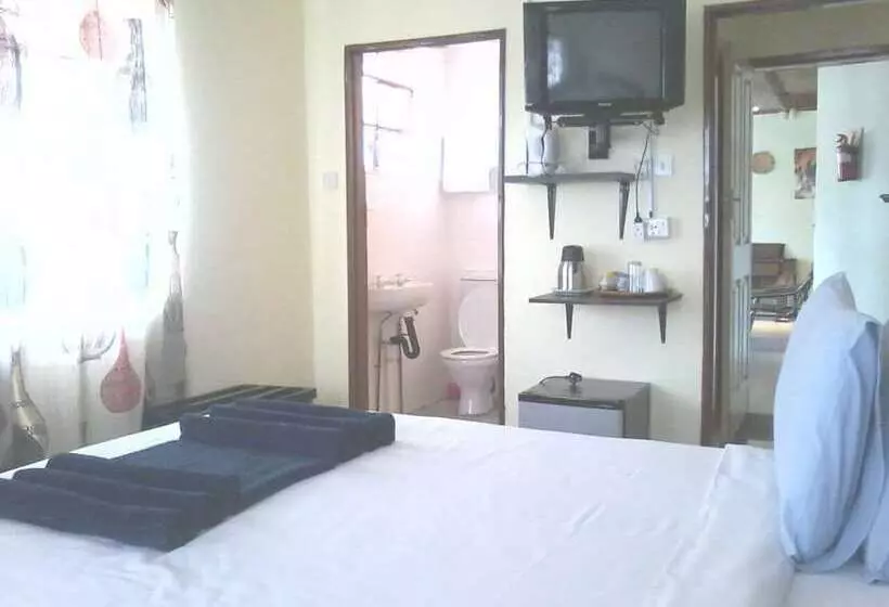 هتل Sharon Avenue Guesthouse