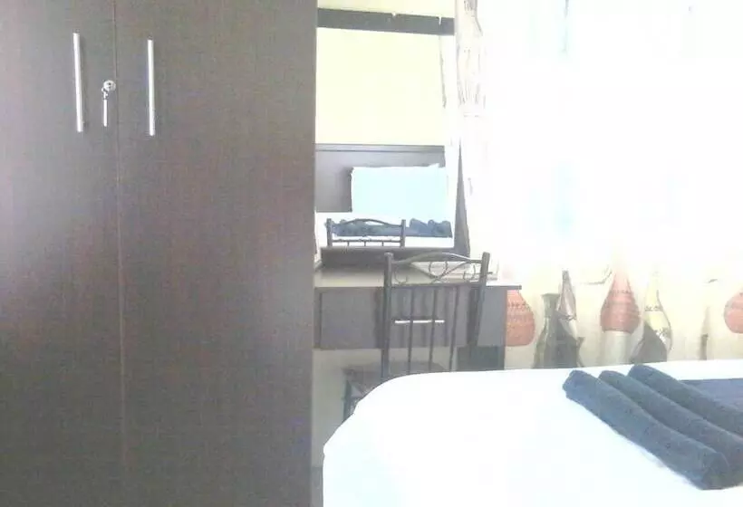 هتل Sharon Avenue Guesthouse