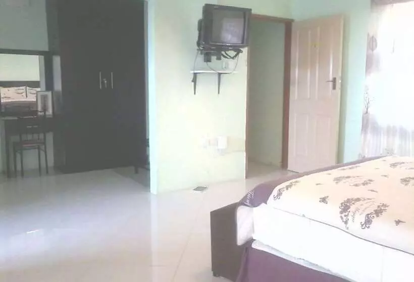 هتل Sharon Avenue Guesthouse