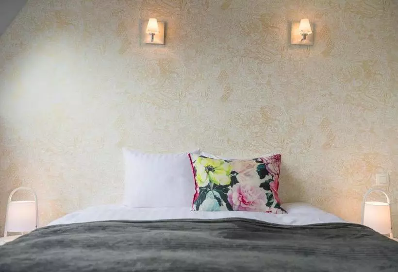 هتل Saintadalbert Residence  City Center