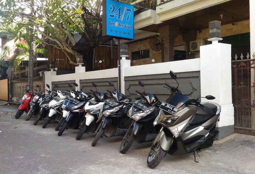 ホテル 24/7 Bed & Breakfast