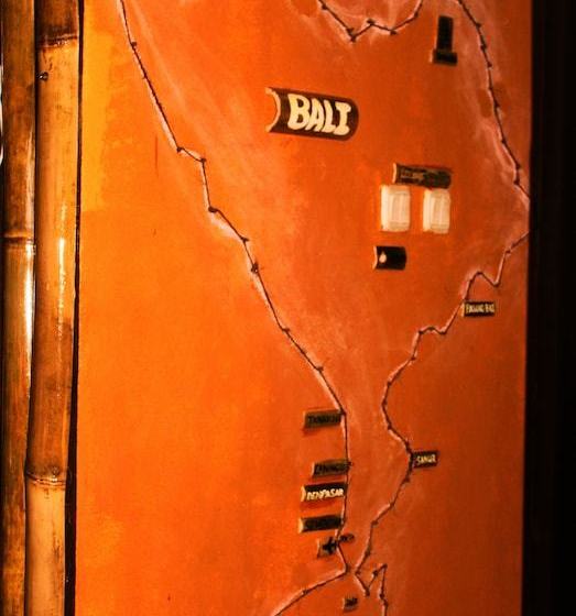 ホテル 24/7 Bed & Breakfast