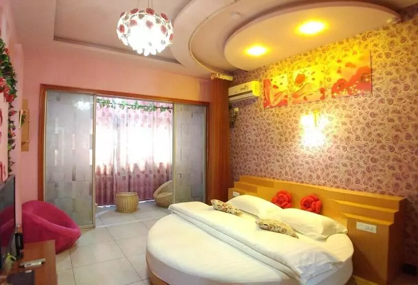 ホテル Wuzhen Guyun Qianxun Guest House