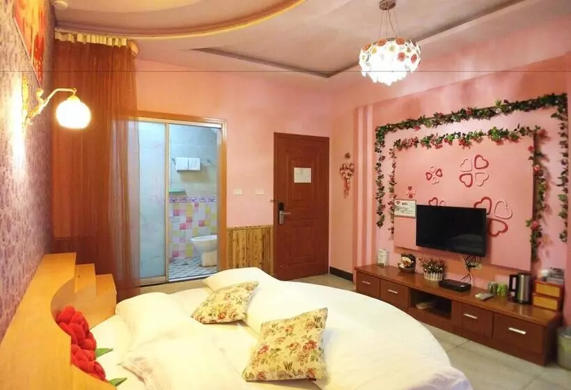 ホテル Wuzhen Guyun Qianxun Guest House
