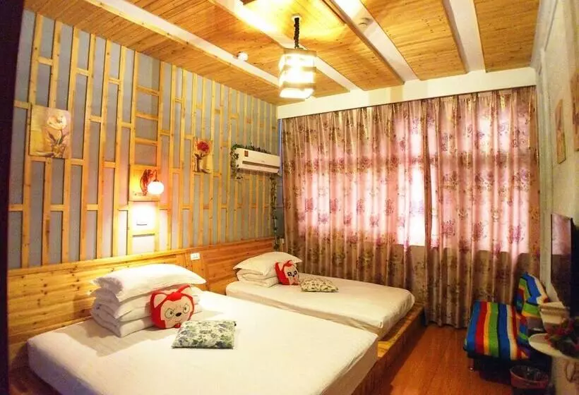 ホテル Wuzhen Guyun Qianxun Guest House