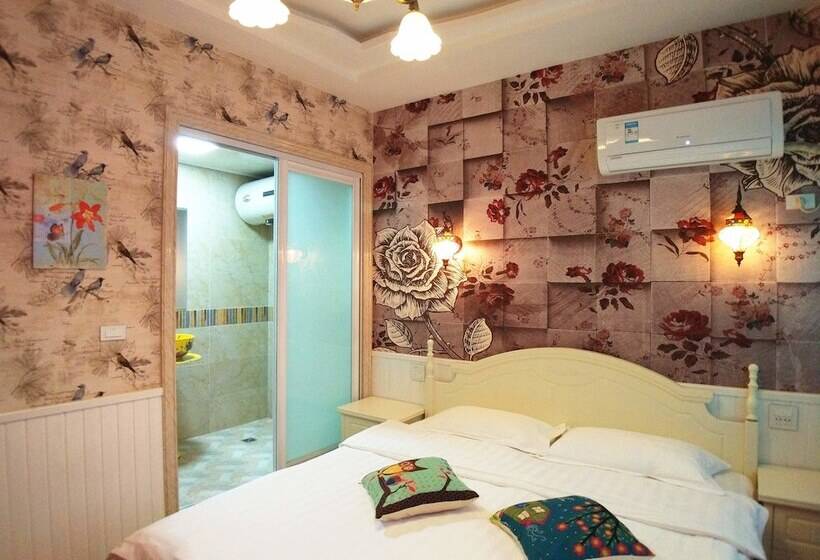 Hotel Wuzhen Guyun Qianxun Guest House