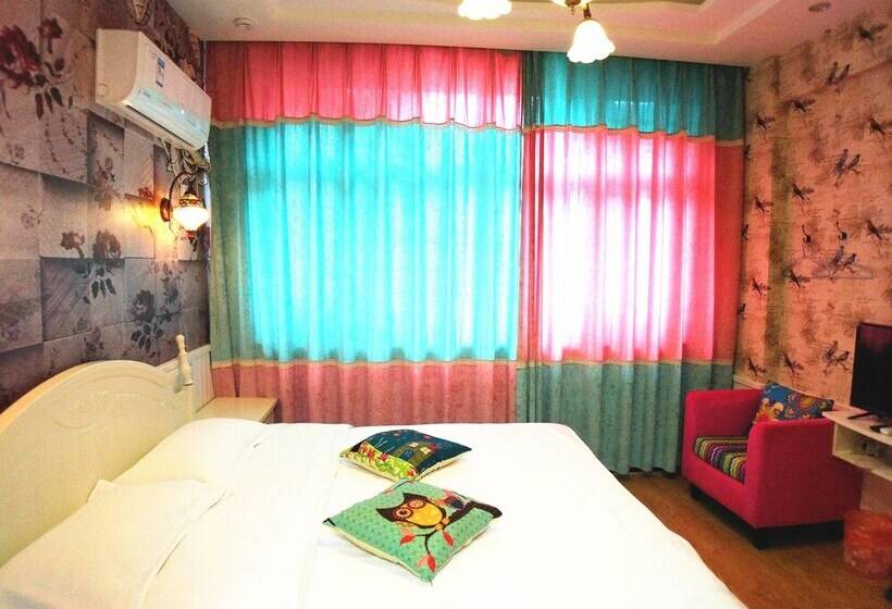 Hotel Wuzhen Guyun Qianxun Guest House