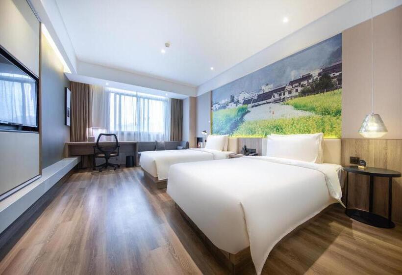 Atour Hotel Hongqiao Hub National Exhibition Center Shanghai