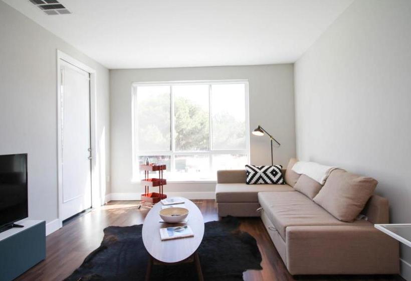 فندق Kasa Santa Clara North