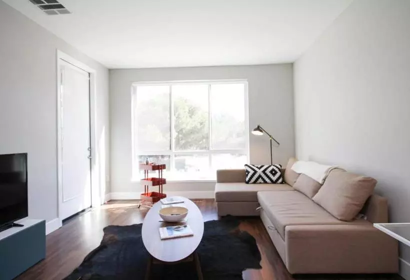 هتل Kasa Santa Clara North