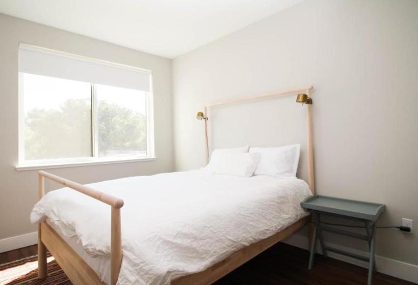 فندق Kasa Santa Clara North