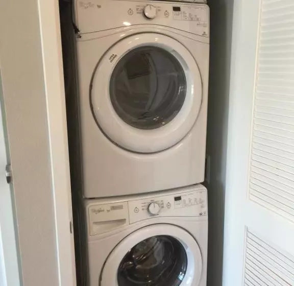 هتل Kasa Santa Clara North