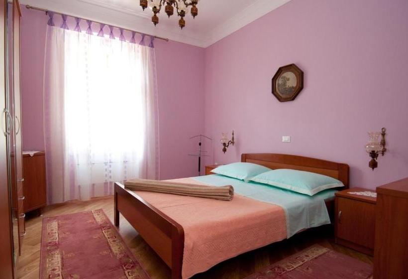 فندق Apartments Villa Nola