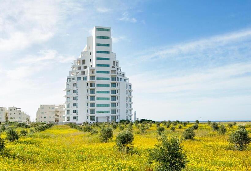 Hotel Aphrodite Beachfront Resort