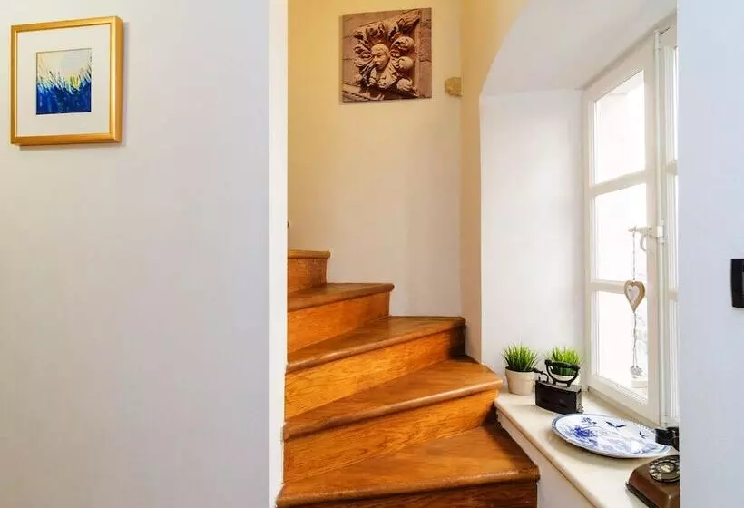 هتل Art Home Arthur By Duhomes